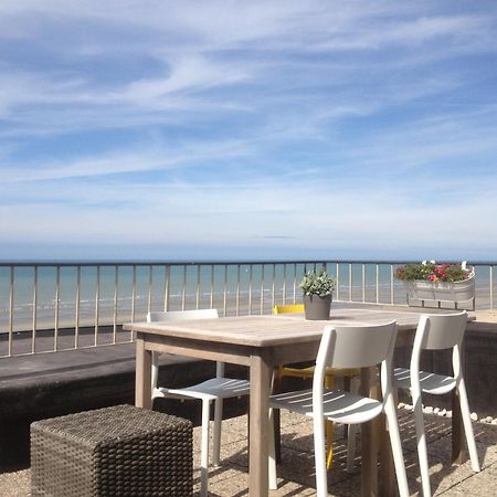Appartamento Zeedijk44 - Frontal Sea View Penthouse De Panne Esterno foto