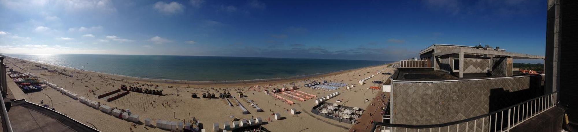 Appartamento Zeedijk44 - Frontal Sea View Penthouse De Panne Esterno foto