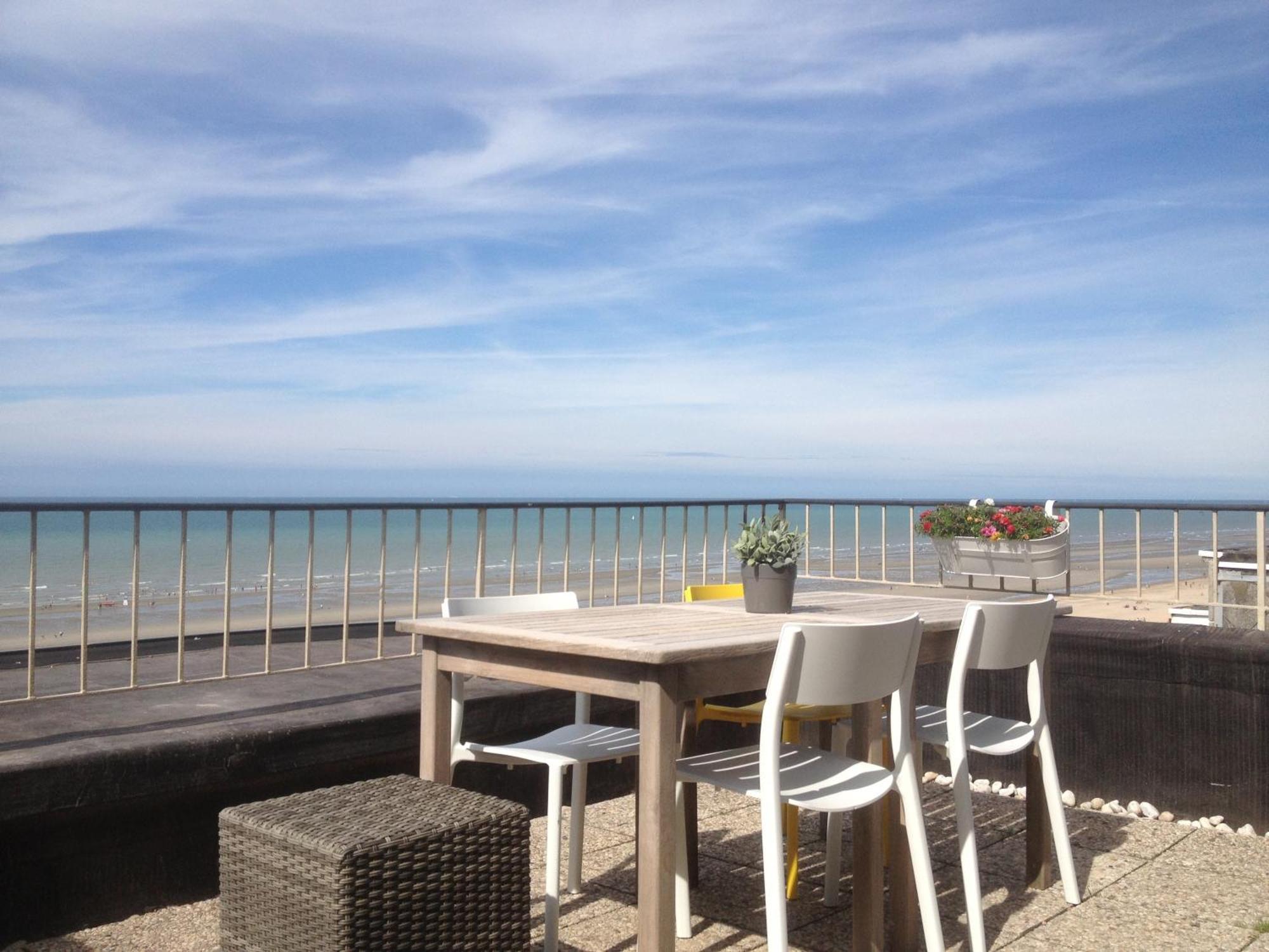 Appartamento Zeedijk44 - Frontal Sea View Penthouse De Panne Esterno foto